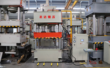 200噸四柱液壓機(jī)有多重？